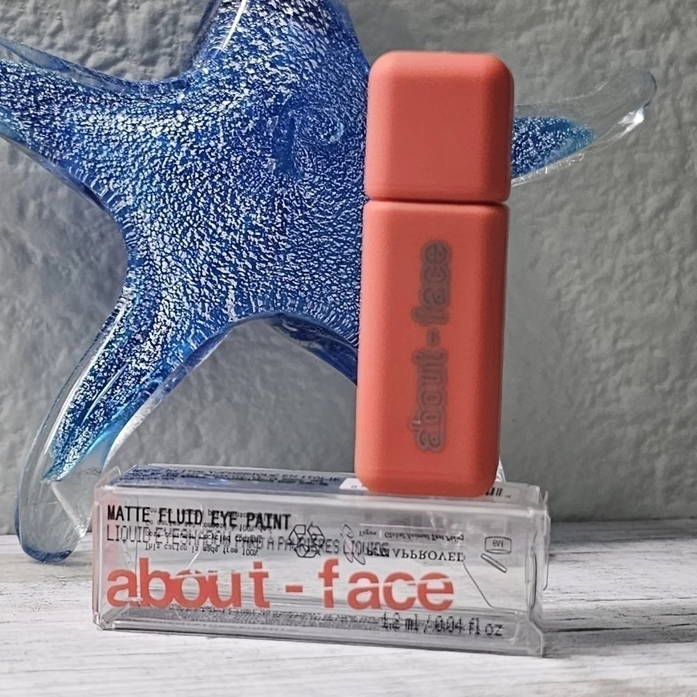 🟠 4 for $25 🟠 ABOUT-FACE MATTE FLUID EYE PAINT - MARIGOLD
